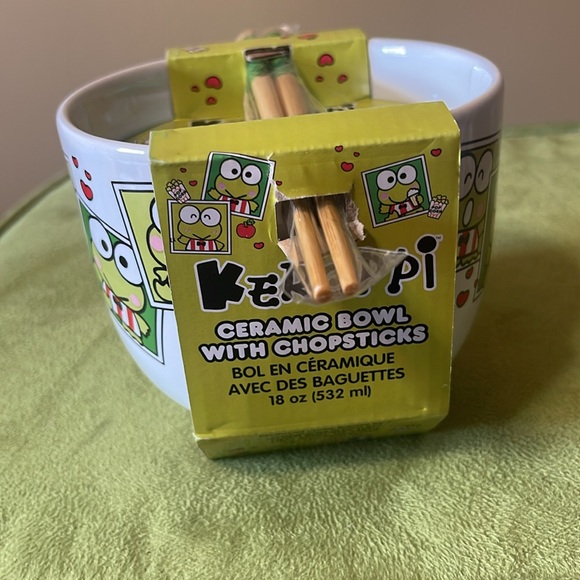 Hello Kitty Keroppi Ceramic Bowl With Chopsticks - Picture 2 of 5